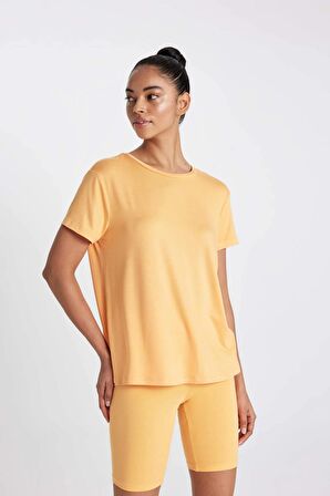 DeFactoFit Standart Fit Bisiklet Yaka Sporcu Basic Düz Kısa Kollu Tişört D1904AX24HSOG607