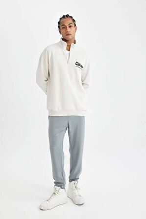 DeFactoFit NBA Chicago Bulls Oversize Geniş Kalıp Dik Yaka Fermualı Sırt Baskılı Sweatshirt C9270AX24AUBG662
