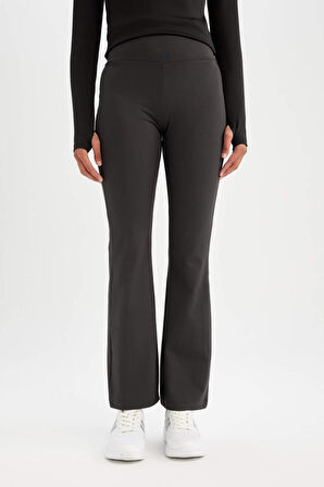 DeFactoFit Flare Fit Sporcu Eşofman Altı İspanyol Paça Standart Boy Basic Düz B3988AX24AUAR231