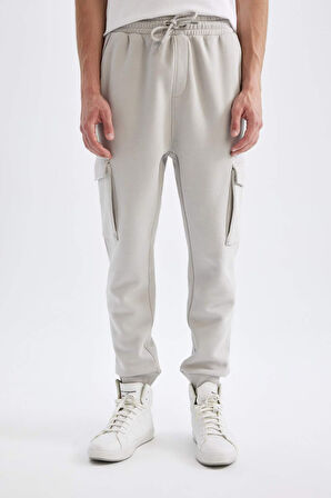 DeFacto Regular Fit Jogger Eşofman Altı Kargo Cepli Basic Düz Beli Bağcıklı Lastikli Paça Y5533AZ24AUGR184