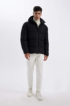 Regular Fit Şişme Mont Kapüşonlu Fermuarlı Cepli