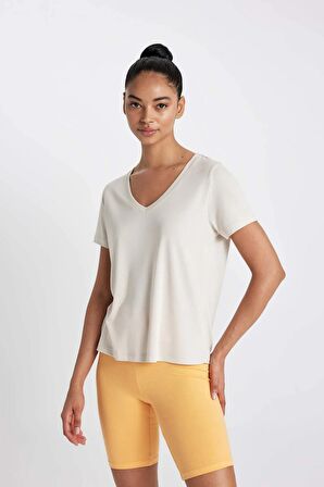 DeFactoFit Standart Fit Modal V Yaka Sporcu Kısa Kollu Tişört C0198AX24SMER218