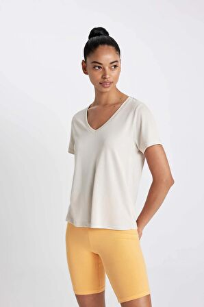 DeFactoFit Standart Fit Modal V Yaka Sporcu Kısa Kollu Tişört C0198AX24SMER218