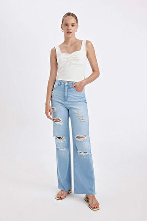 DeFacto 90's Wide Leg Yüksek Bel Geniş Paça Yırtık Detaylı Yıkamalı Jean Pantolon C8609AX24HSNM85