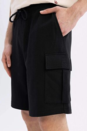 DeFacto Regular Fit Kargo Cepli Basic Düz Bermuda Şort D0476AX24SMBK81