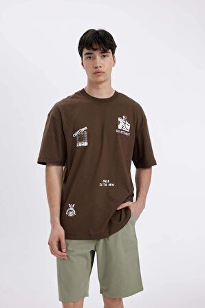 DeFacto Comfort Fit Bisiklet Yaka Sırt Baskılı Kısa Kollu Tişört C5753AX24HSBN574