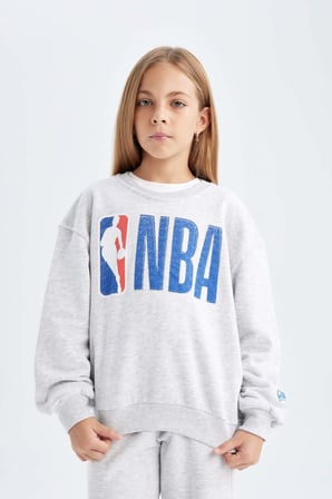 DeFacto Kız Çocuk NBA Wordmark Oversize Geniş Kalıp Bisiklet Yaka Sweatshirt C9507A824AUGR379