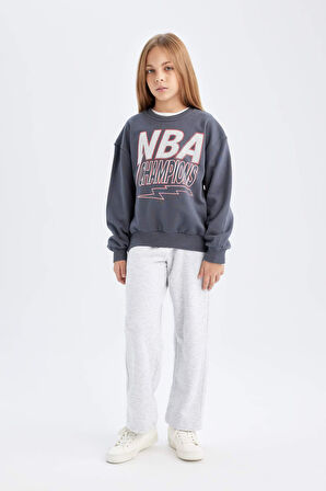 DeFacto Kız Çocuk NBA Wordmark Oversize Geniş Kalıp Bisiklet Yaka Sweatshirt C9508A824AUAR31