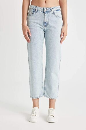 DeFacto Straight Fit Normal Bel Bilek Boy Jean Yıkamalı Pantolon D2614AX24HSNM39