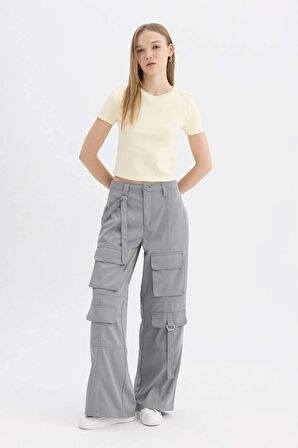 DeFacto Coool Wide Leg Geniş Paça Normal Bel Pantolon Kargo Cepli Basic Düz C4710AX24SPGR453