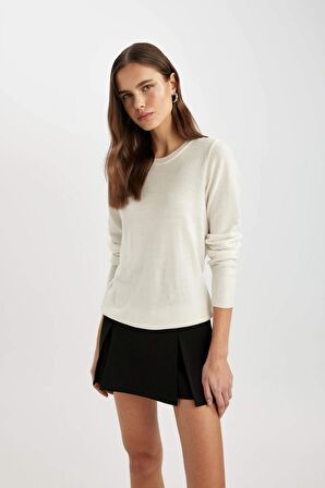 DeFacto Regular Fit Yumuşak Dokulu Bisiklet Yaka Basic Düz Triko Kazak F7091AZ24WNER99