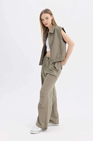 DeFacto Coool Paraşüt Gabardin Pantolon Beli Bağcıklı Cepli Geniş Bol Paça A6975AX24SMGN497