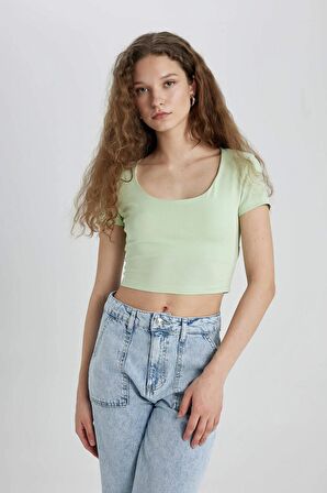 DeFacto Fitted U Yaka Basic Düz Kısa Kollu Tişört C6102AX24SMGN1107