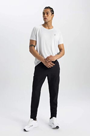DeFactoFit Sporcu Jogger Eşofman Altı Slim Fit Dar Kesim Dokuma Üç Cepli Fermuarlı Paça B2780AX24SMBK81