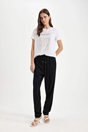 DeFacto Belmando Harem Kumaş Pantolon Cepli Normal Bel Basic Düz Paça L3164AZ24SMBK81