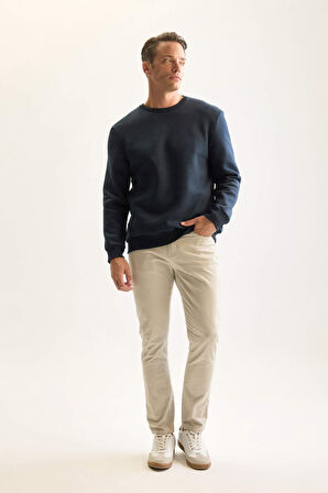 DeFacto 3 İplik Pamuklu Şardonlu İçi Polarlı Regular Fit Bisiklet Yaka Kalın Sweatshirt D7876AXNSGN1079