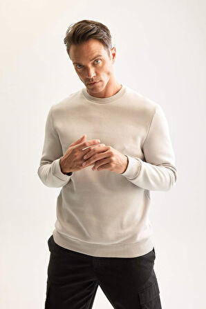 DeFacto 3 İplik Pamuklu Şardonlu İçi Polarlı Regular Fit Bisiklet Yaka Kalın Sweatshirt D7876AXNSGR184