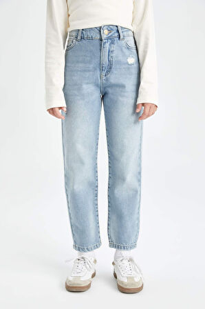 DeFacto Kız Çocuk Mom Fit Yırtık Detaylı Dar Paça Jean Pantolon C8532A824AUNM63