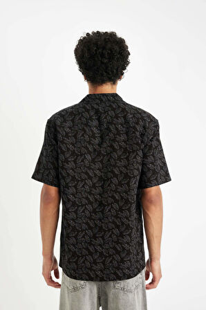 DeFacto Regular Fit Apaş Yaka Floral Poplin Kısa Kollu Gömlek D8329AX24HSBK81