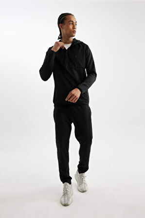 DeFactoFit Jogger Eşofman Altı Slim Fit Dar Kesim Skuba Dalgıç Kumaş Standart Paça D1951AX24AUBK81