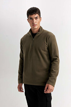 DeFacto Haki Tüylenme Yapmayan Soğuk Geçirmez  Regular Fit Dik Yaka Fermuarlı Polar Sweatshirt Y3996AZNSKH469