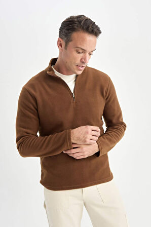 DeFacto Kahverengi Tüylenme Yapmayan Soğuk Geçirmez  Regular Fit Dik Yaka Fermuarlı Polar Sweatshirt Y3996AZNSBN254