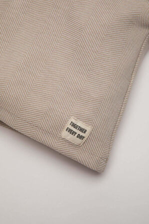 DeFacto Erkek Bebek Kapüşonlu Etiket Baskılı Düğmeli Sweatshirt D8286A524WNBG286