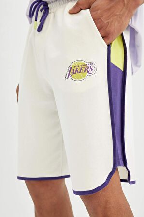 DeFactoFit NBA Los Angeles Lakers Standart Fit Kısa Paça Şort W9811AZ24SMER105