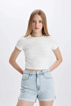 DeFacto Mom Fit Yüksek Bel Katlamalı Paça Jean Şort C2379AX24HSNM39