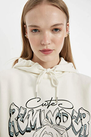DeFacto Coool Oversize Geniş Kalıp Kapüşonlu Baskılı Kalın Sweatshirt C7859AX24WNWT32