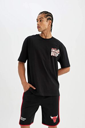 DeFactoFit NBA Chicago Bulls Standart Fit Cepli Bermuda Şort A3822AX24SMBK81