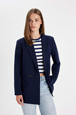Oversize Geniş Kalıp Kruvaze Yaka Düğmeli Blazer Ceket