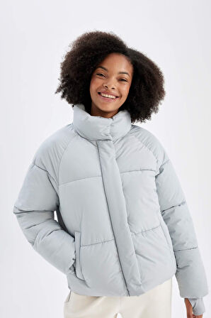 DeFactoFit Şişme Mont Su İtici Dik Yaka Fermuarlı Çıtçıtlı Cepli Puffer A1550AX24WNGR486
