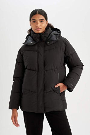 DeFactoFit Su İtici Mont Kapüşonlu Polar Astarlı Fermuarlı Su Geçirmez A1553AX24WNBK81