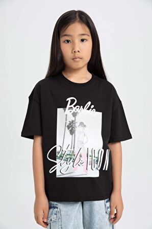DeFacto Kız Çocuk Barbie Relax Fit Bisiklet Yaka Kısa Kollu Tişört C6306A824SMBK81