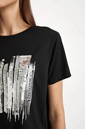 DeFacto Regular Fit Bisiklet Yaka Kısa Kollu Tişört C7730AX24SMBK81