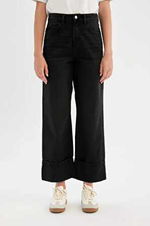 Relax Fit Yüksek Bel Bilek Boy Jean Pantolon