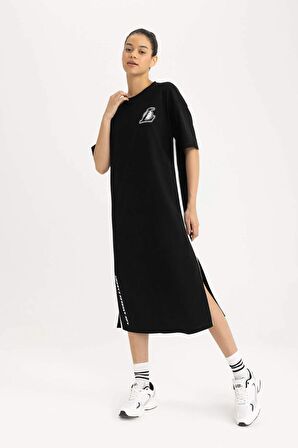 DeFactoFit NBA Los Angeles Lakers Oversize Geniş Kalıp Pike Midi Elbise B9962AX24SMBK81
