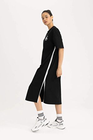 DeFactoFit NBA Los Angeles Lakers Oversize Geniş Kalıp Pike Midi Elbise B9962AX24SMBK81