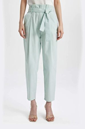 DeFacto Gabardin Kumaş Pantolon Paperbag Cepli Yüksek Bel Kısa Paça Bilek Boy C7534AX24SMGN1114