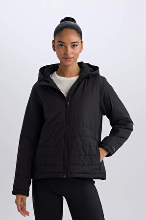 DeFactoFit Su İtici Regular Fit Kapüşonlu Fermuarlı Mont D6085AX25SPBK81