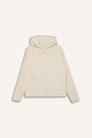 DeFactoFit Su İtici Regular Fit Kapüşonlu Fermuarlı Softshell Mont D6088AX25SPBG721