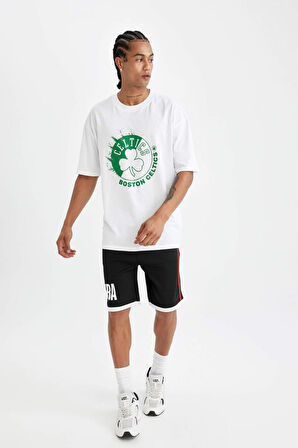 DeFactoFit NBA Boston Celtics Oversize Geniş Kalıp Bisiklet Yaka Baskılı Pamuklu Kısa Kollu Tişört T3098AZ24AUWT34
