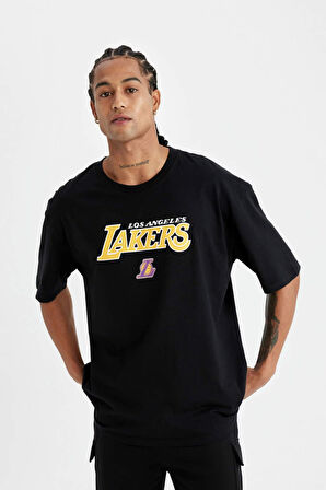 DeFactoFit NBA Los Angeles Lakers Oversize Geniş Kalıp Bisiklet Yaka Kısa Kollu Tişört T7062AZ24AUBK27