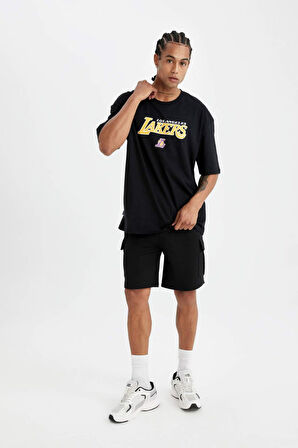 DeFactoFit NBA Los Angeles Lakers Oversize Geniş Kalıp Bisiklet Yaka Kısa Kollu Tişört T7062AZ24AUBK27