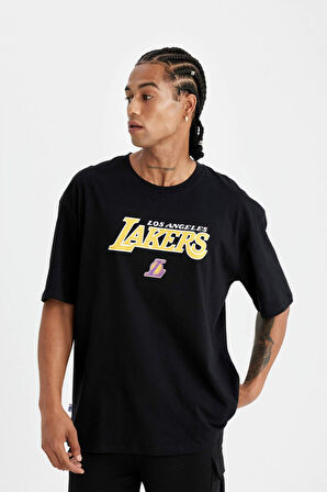 DeFactoFit NBA Los Angeles Lakers Oversize Geniş Kalıp Bisiklet Yaka Kısa Kollu Tişört T7062AZ24AUBK27