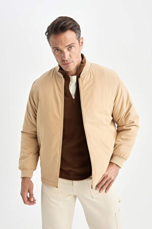 DeFacto Su İtici Hafif Bomber Mont Ceket Kolej Yaka Fermuarlı Çift Cepli Mevsimlik D8486AX24WNBG322