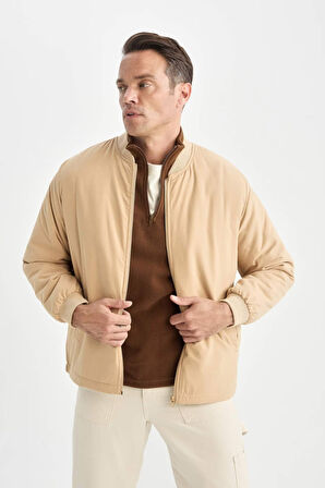 DeFacto Su İtici Hafif Bomber Mont Ceket Kolej Yaka Fermuarlı Çift Cepli Mevsimlik D8486AX24WNBG322