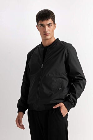 DeFacto Slim Fit Bomber Mont Ceket Dar Kesim Kolej Yaka Fermuarlı Çift Cepli Mevsimlik Hafif D7319AX25SPBK27