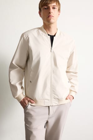DeFacto Su İtici Slim Fit Bomber Kolej Yaka Fermuarlı Çift Cepli Mevsimlik Mont D7319AX25SPER140